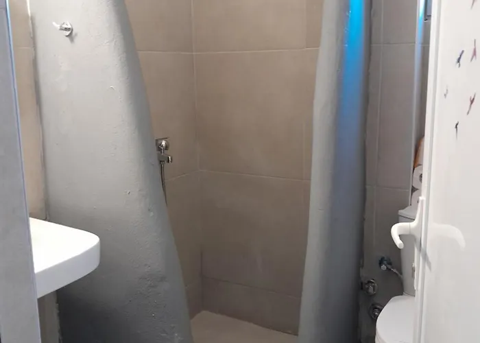 Apart-hotel New Management Fira (Santorini)