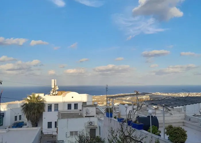 Aparthotel New Management Fira (Santorini)